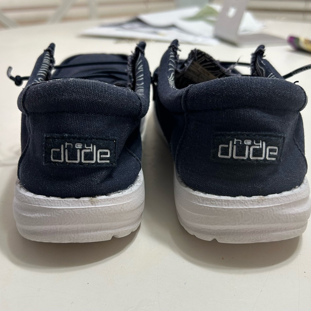 Hey Dude Wally kids navy blue slip in size Y3-L4 - Picture 4 of 10